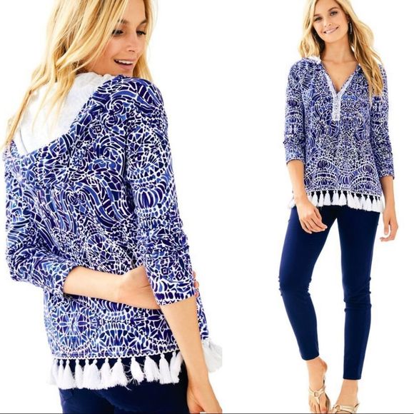 Lilly Pulitzer Sweaters - Lilly Pulitzer L Harmon Hoodie Navy Taverna Tile